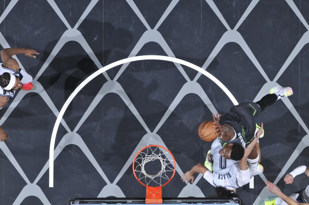 凭借琼斯砍 凭借琼斯砍