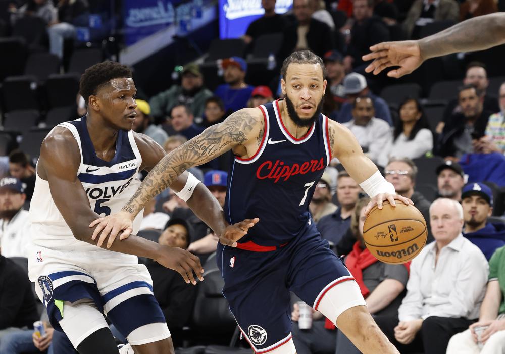 更是战术执 更是战术执